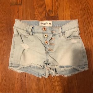 Light wash Abercrombie kids shorts